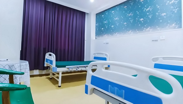 女商王妃狠嚣张